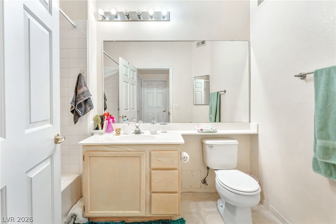 1300 South Arlington Street 227 Property Photo 17