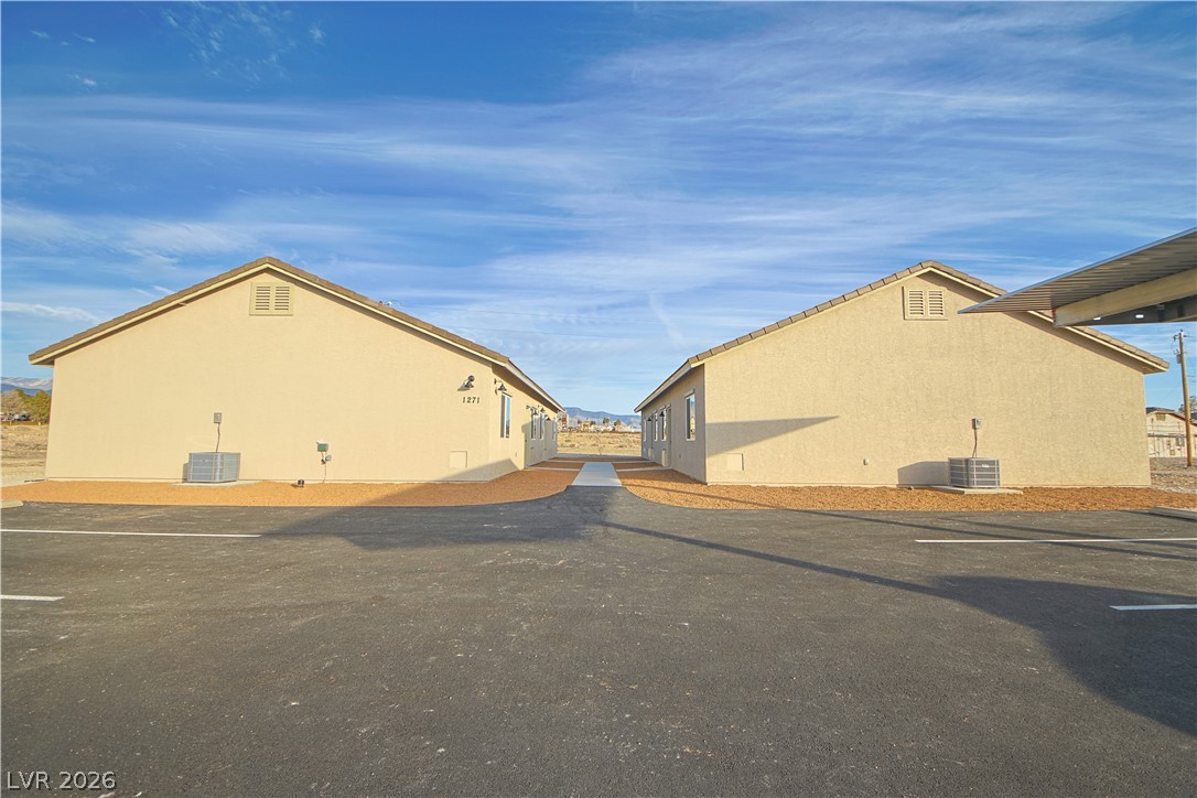 1101 Sixshooter Property Photo 8