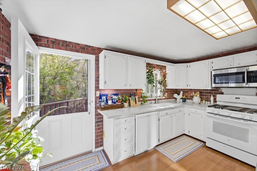 4065 Mont Blanc Way Property Photo 15