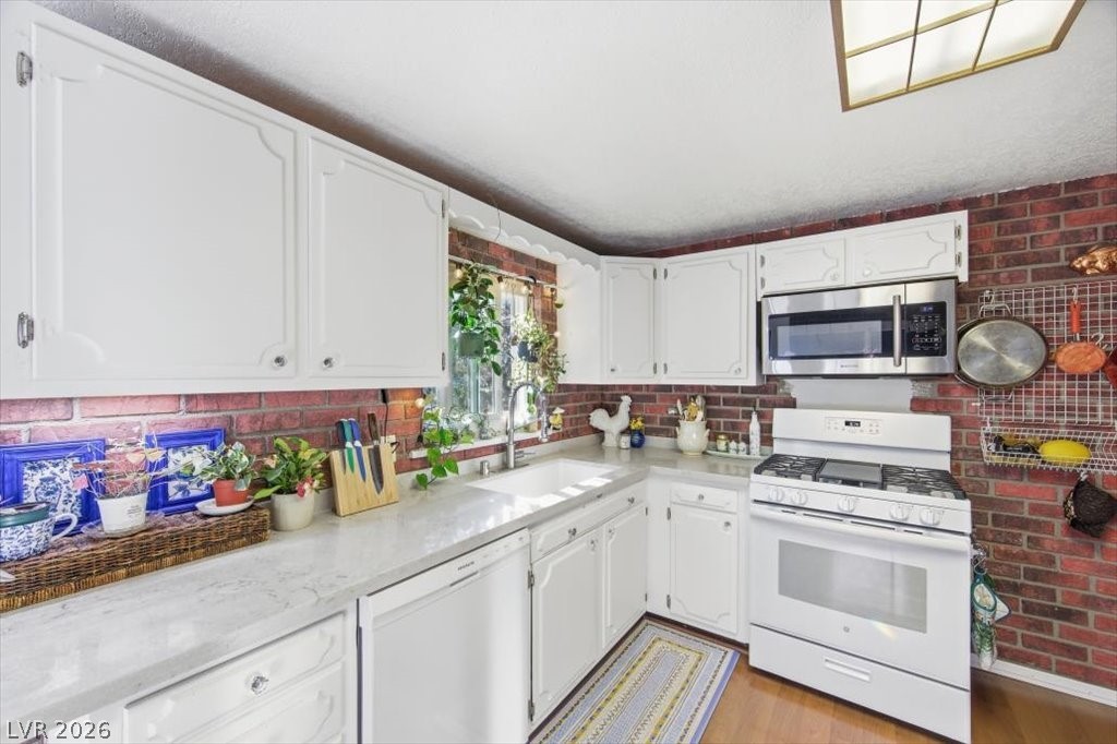 4065 Mont Blanc Way Property Photo 16