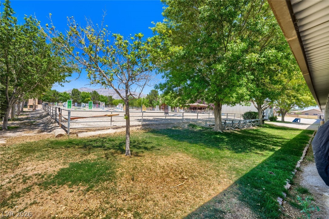 6325 Guy Ave & 6320 Horse Drive Property Photo 10