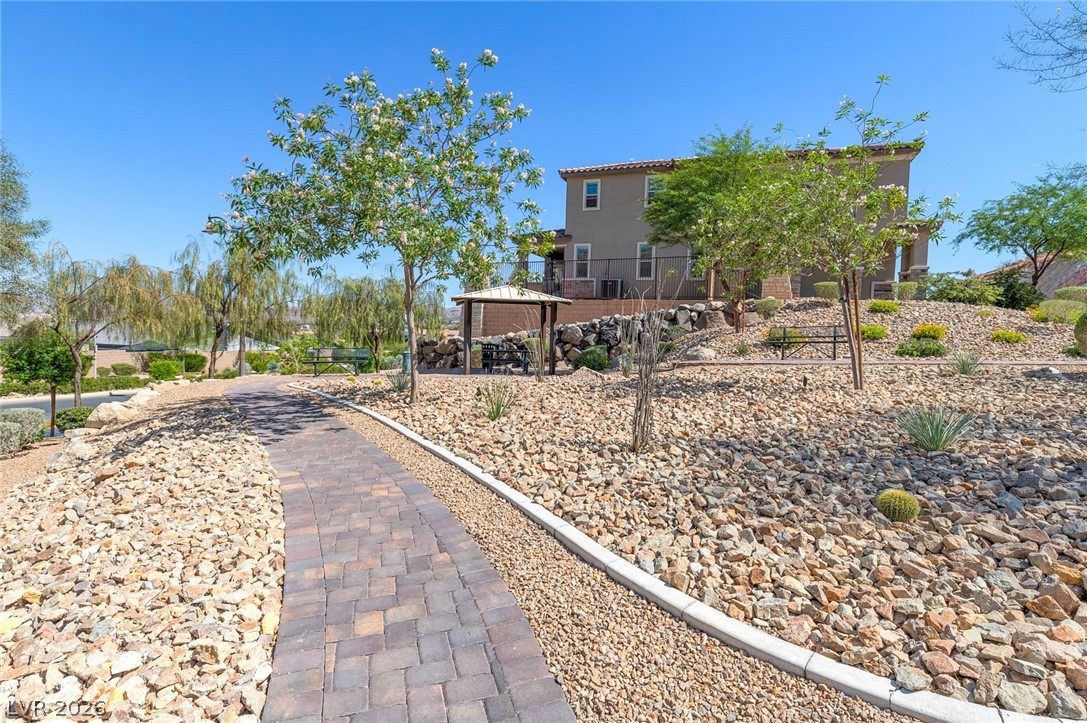 72 Kimberlite Drive Property Photo 33