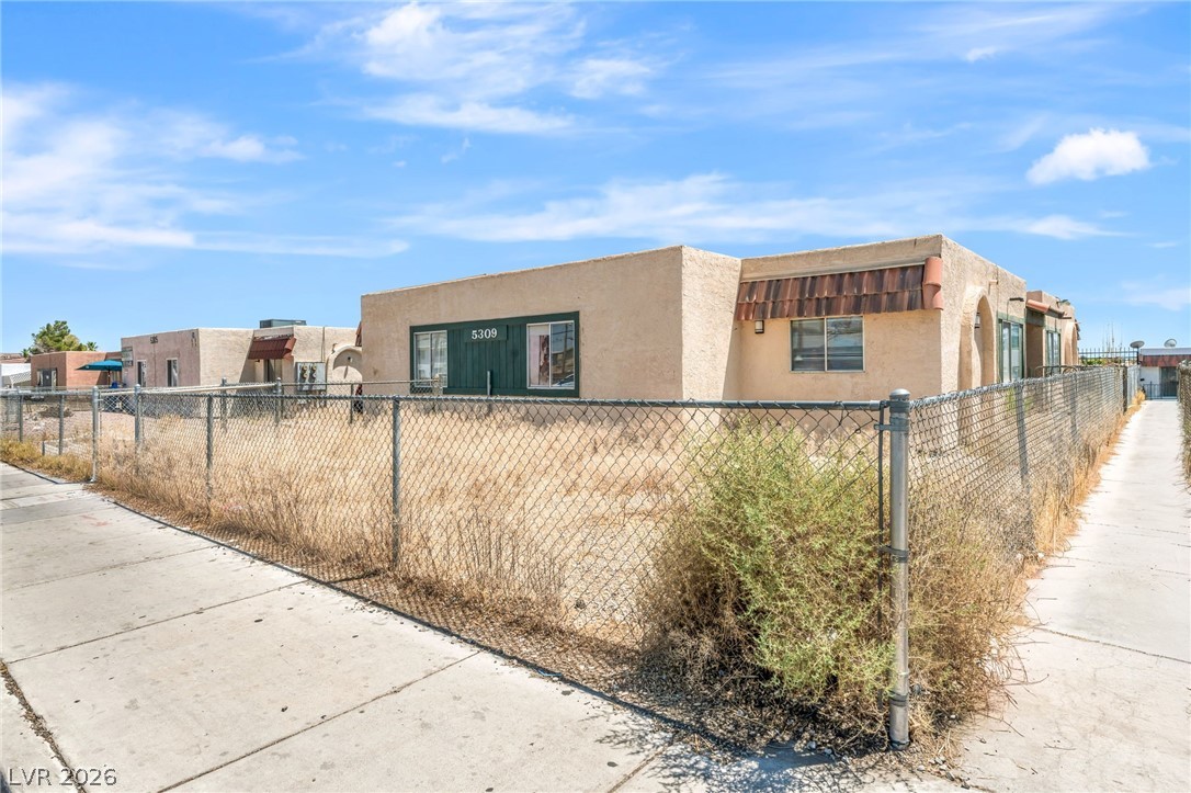 5309 West Cheyenne Avenue 2 Property Photo 1