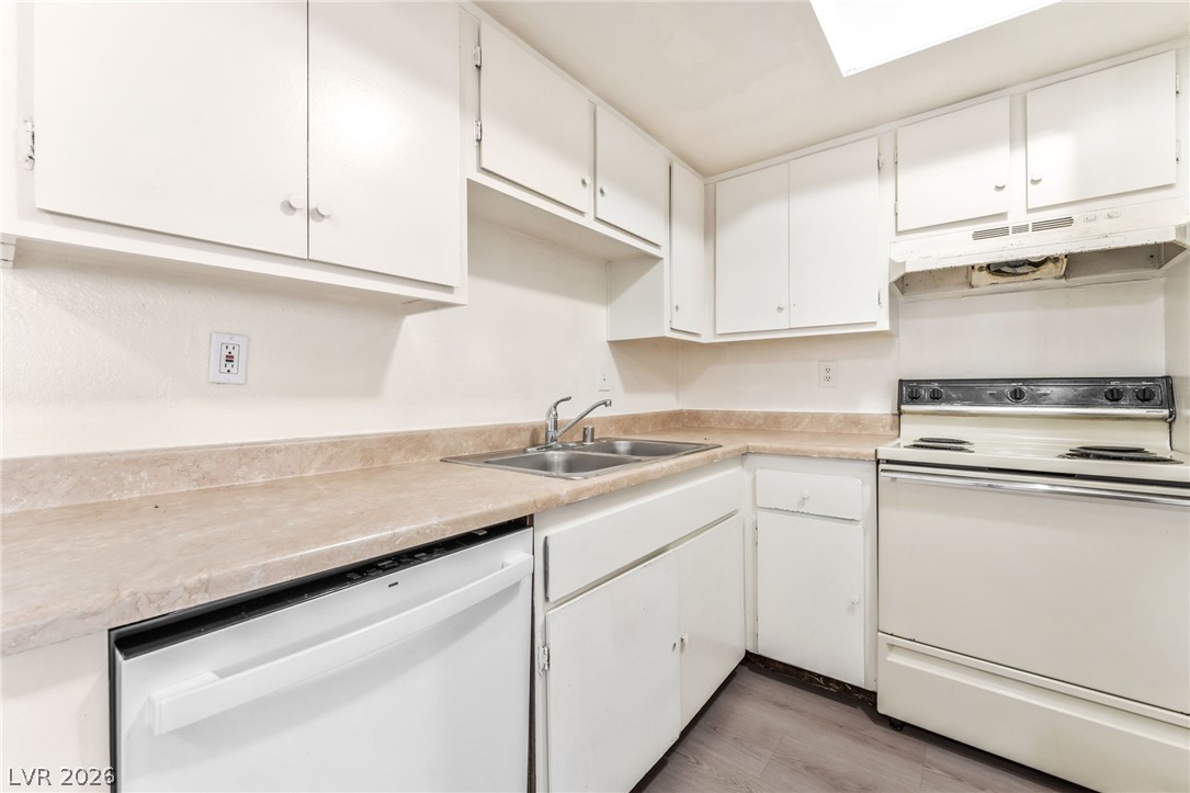 5309 West Cheyenne Avenue 2 Property Photo 10