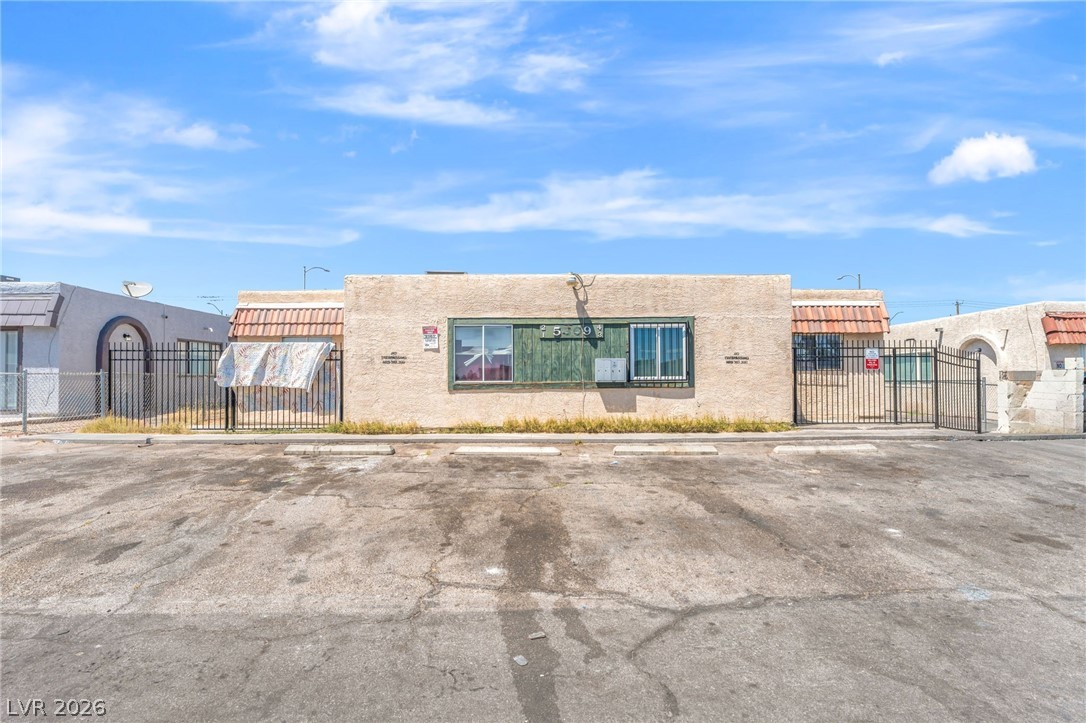 5309 West Cheyenne Avenue 2 Property Photo 18