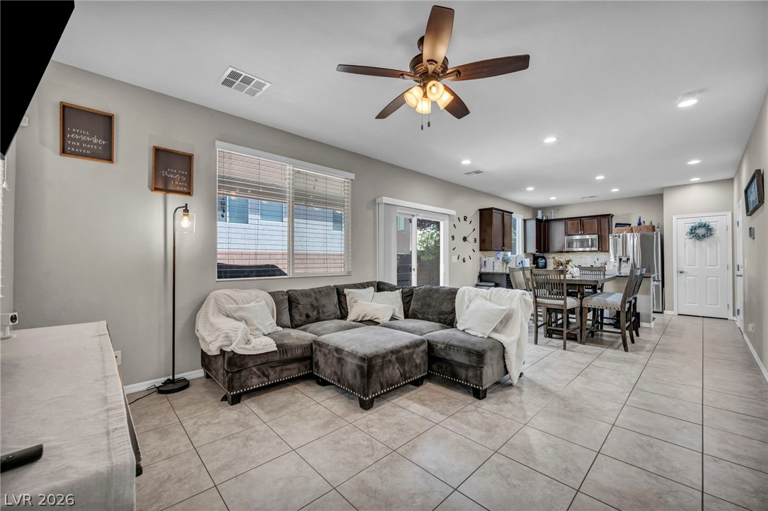 10547 Forum Peak Lane Property Photo 27