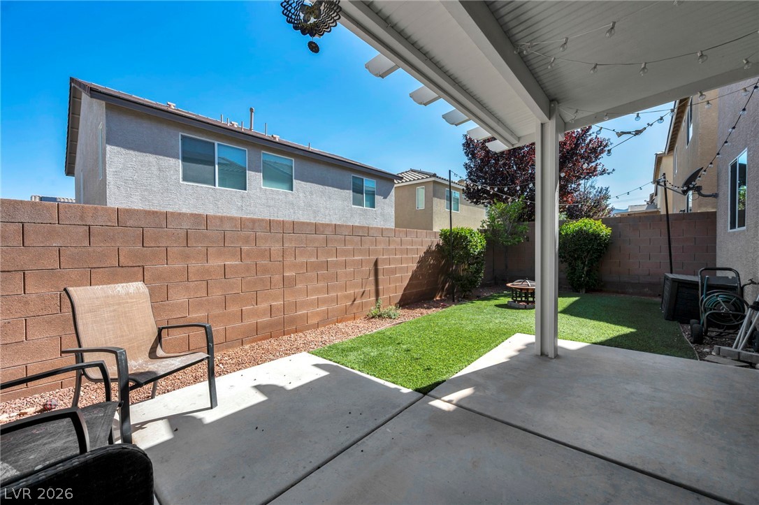 10547 Forum Peak Lane Property Photo 43