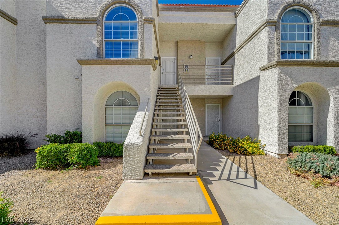 3150 Soft Breezes Drive 2040 Property Photo 7