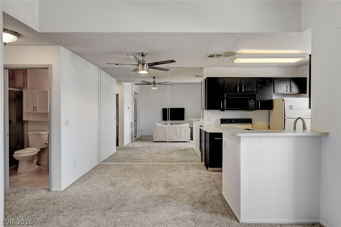 3150 Soft Breezes Drive 2040 Property Photo 16