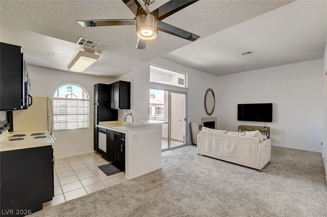 3150 Soft Breezes Drive 2040 Property Photo 18