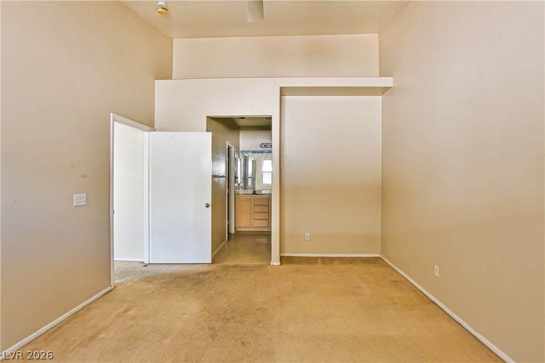211 Crown Imperial Street Property Photo 19