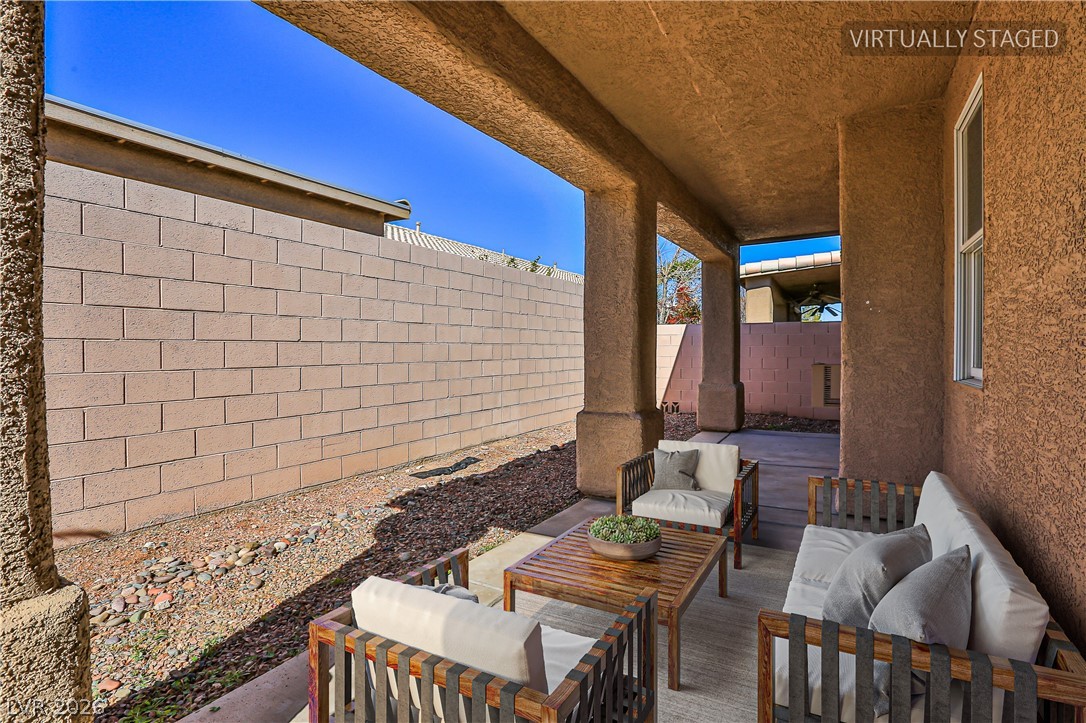 211 Crown Imperial Street Property Photo 26