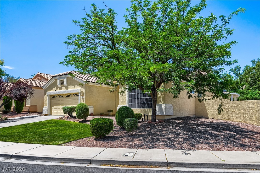 1995 Songbird Court Property Photo 1