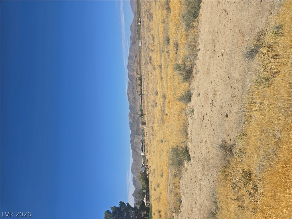 3830 North Murphy Street Property Photo 7