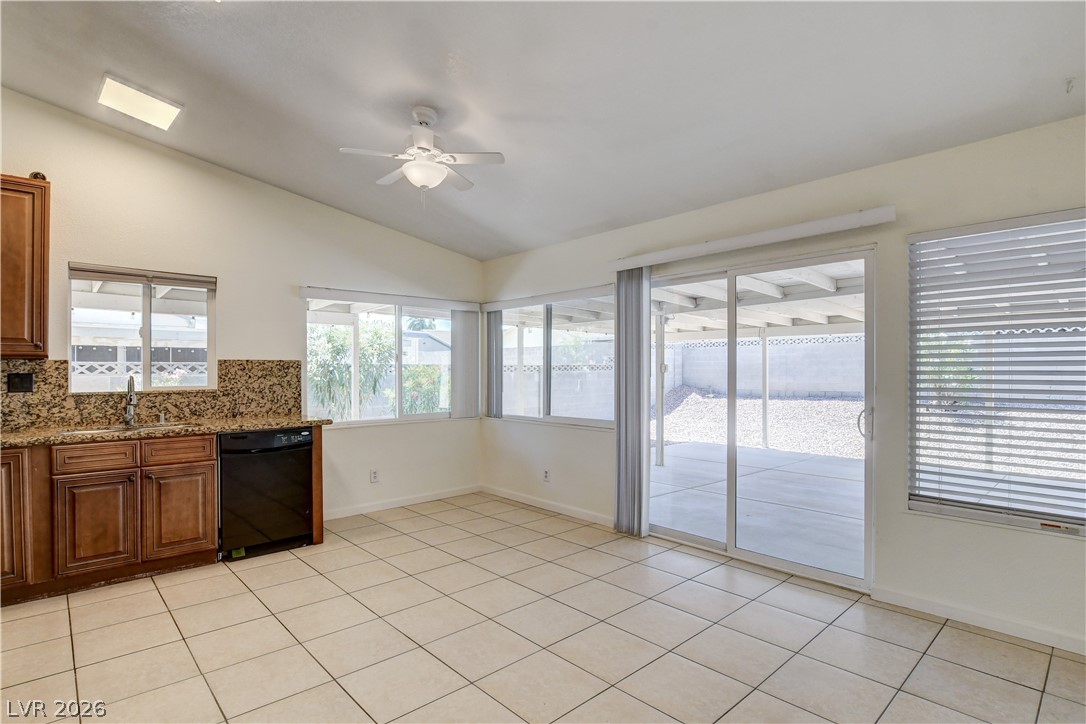 2085 Wagonwheel Avenue Property Photo 3