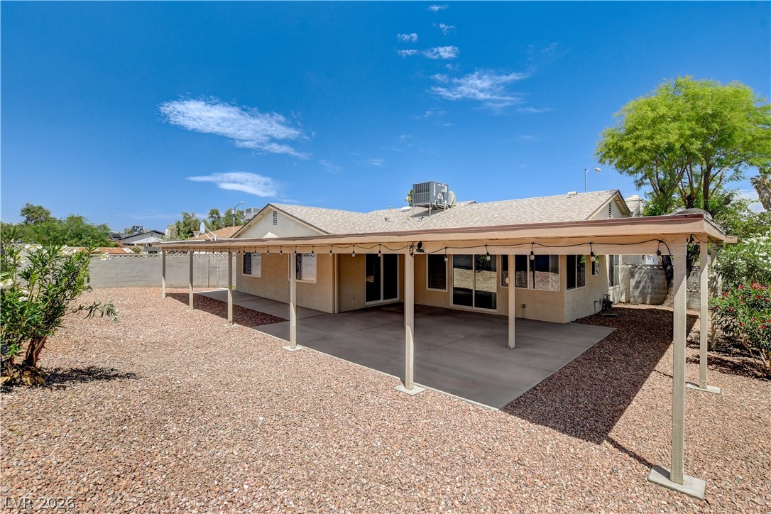 2085 Wagonwheel Avenue Property Photo 14