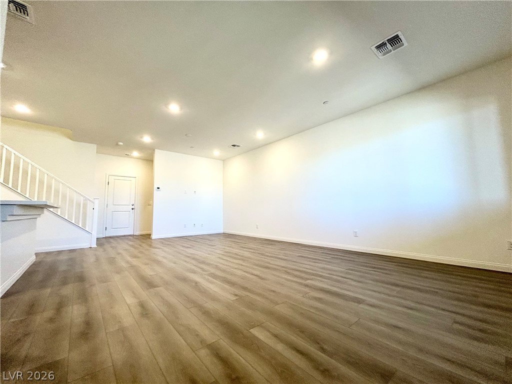 12476 Kings Creek Place Property Photo 3