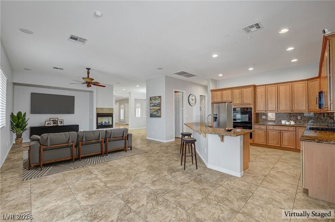 8370 Unicorn Street Property Photo 4