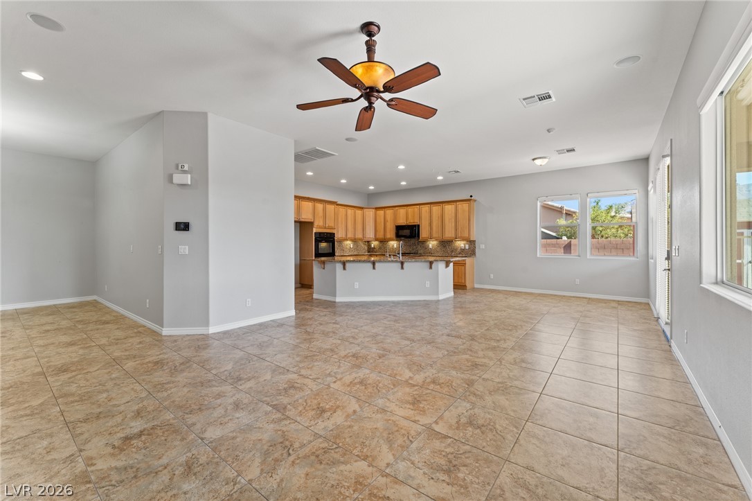 8370 Unicorn Street Property Photo 13