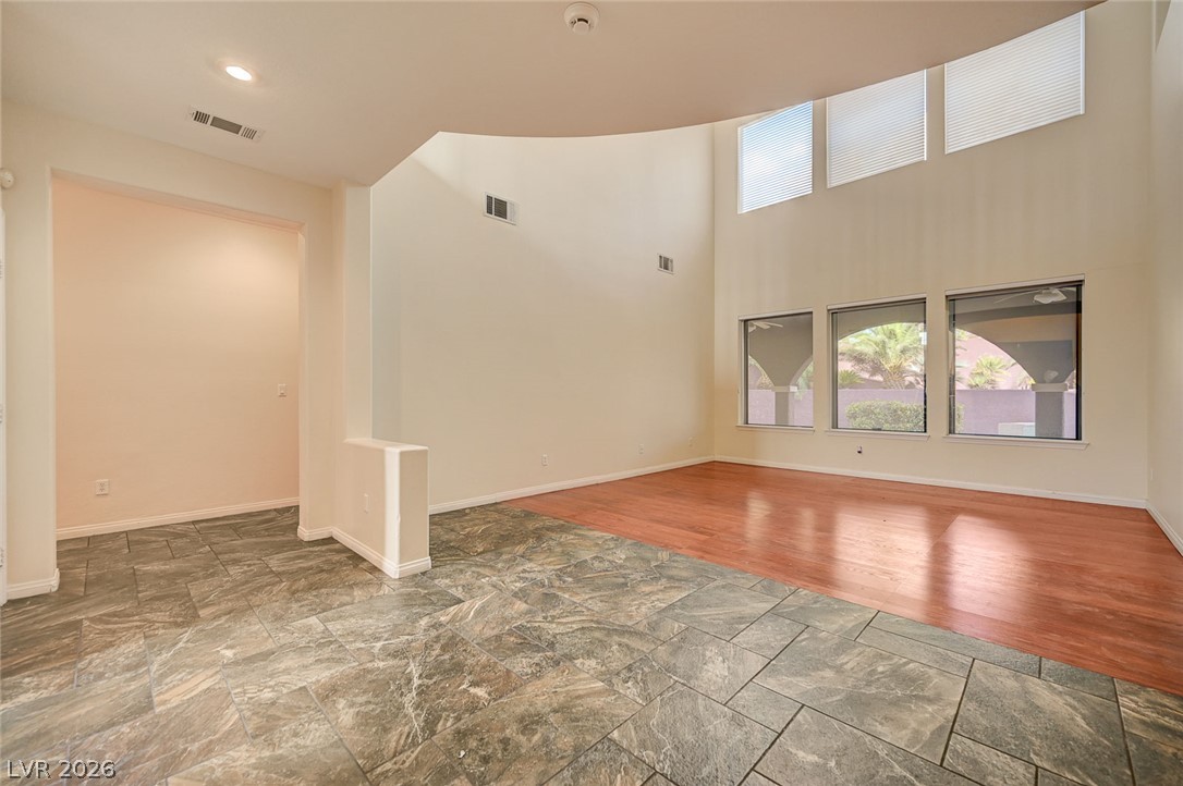 10798 Chillingham Drive Property Photo 8