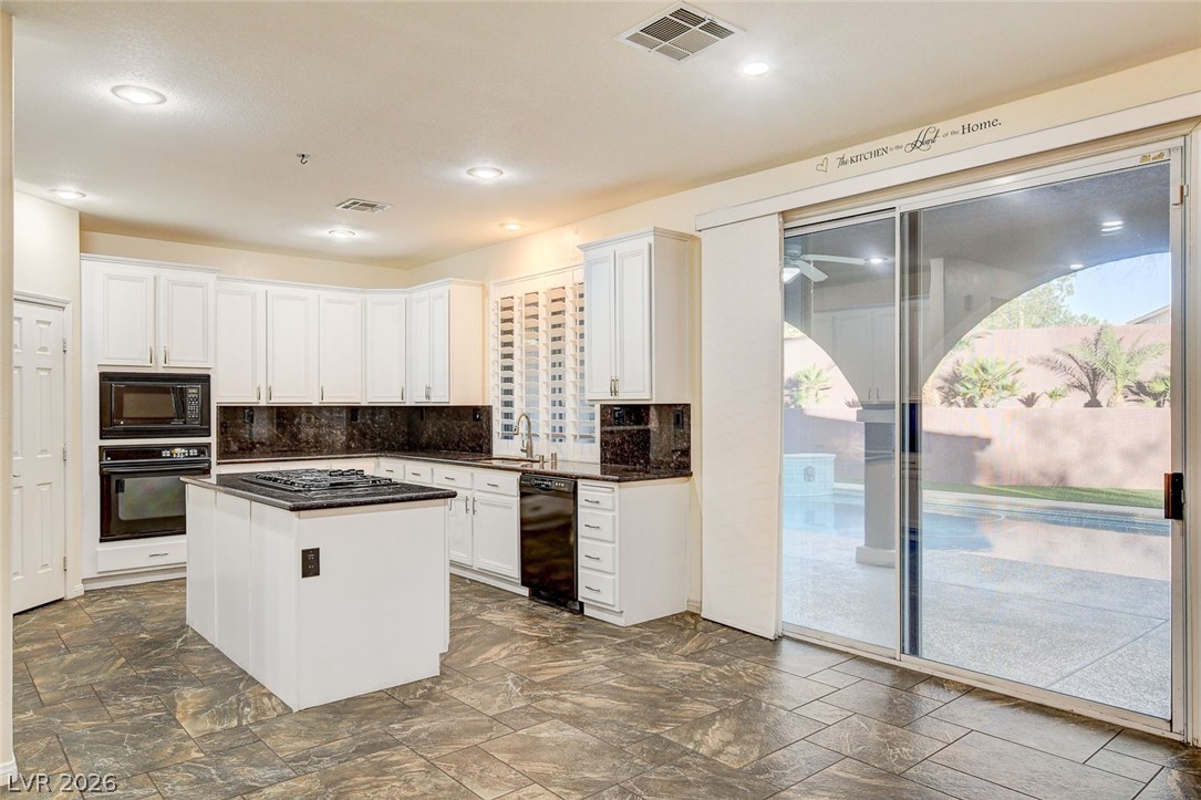 10798 Chillingham Drive Property Photo 13