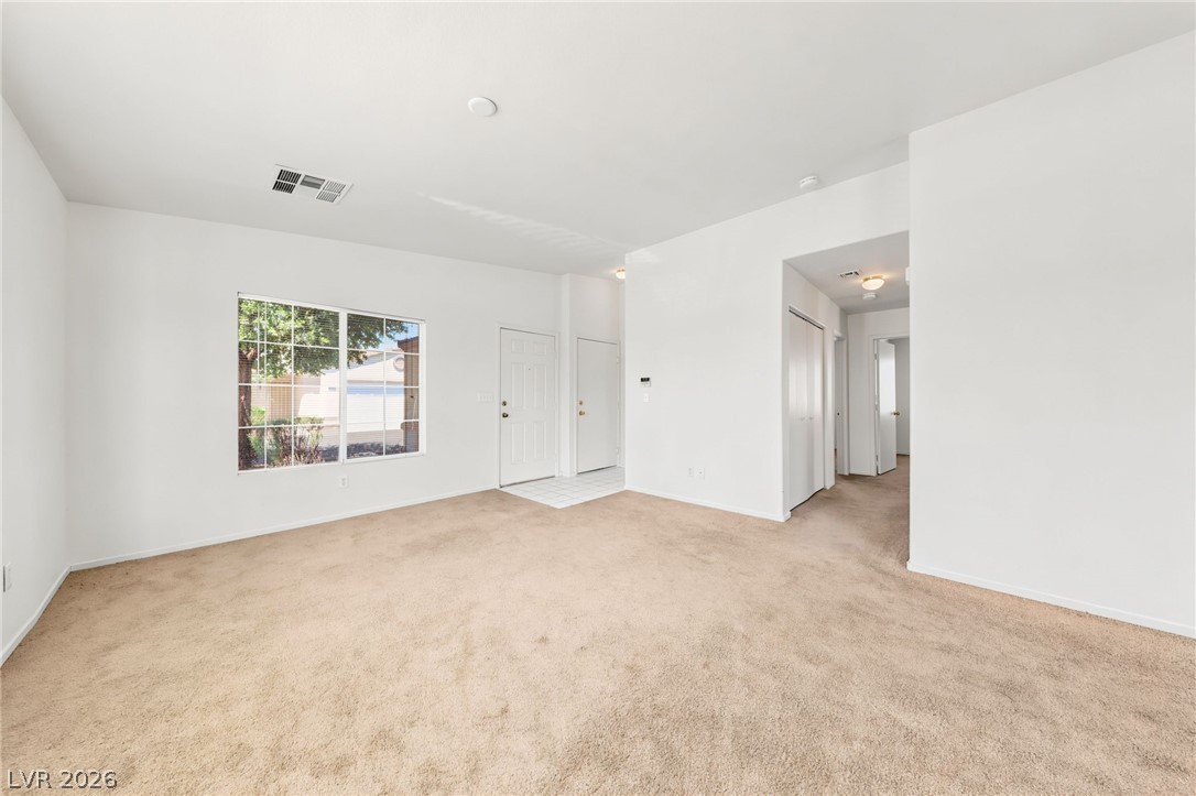 5060 Mascaro Drive Property Photo 4