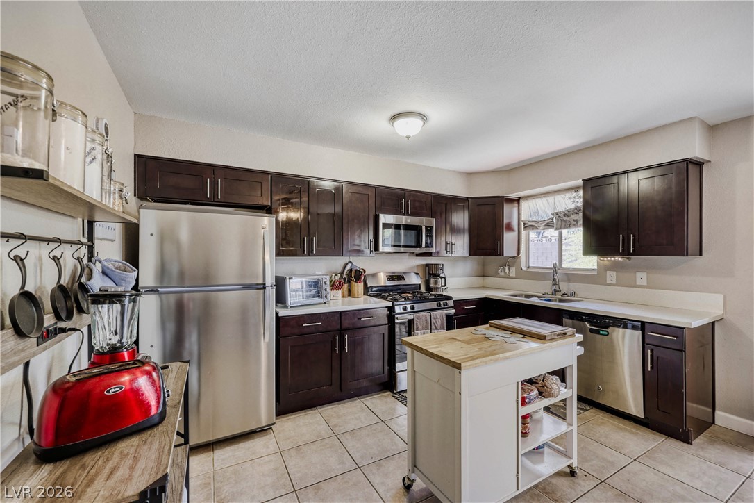 387 Marston Way Property Photo 2