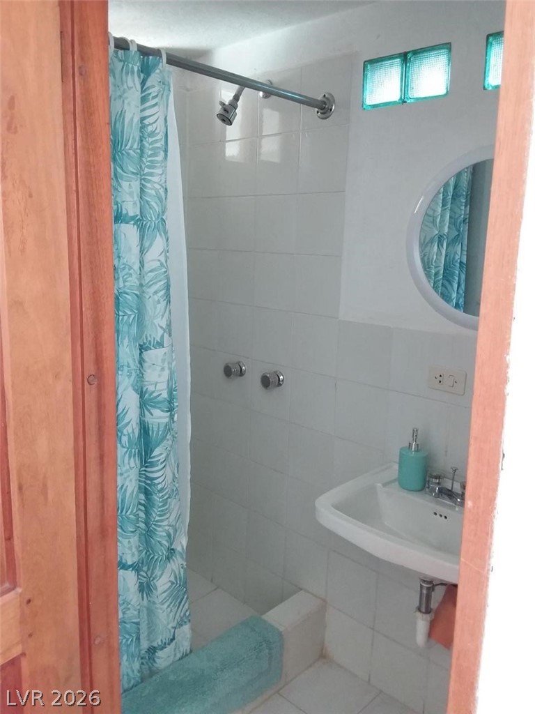 970 La.rabija Property Photo 6