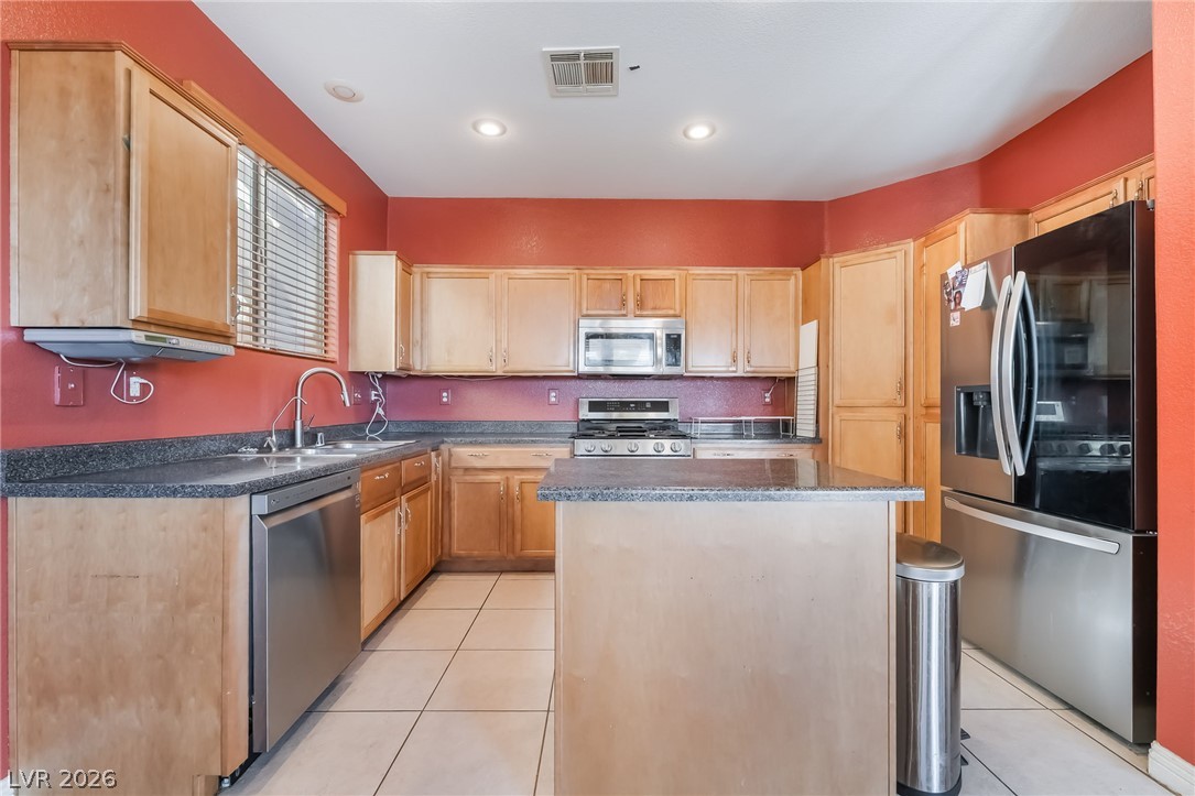 5057 Caprock Canyon Avenue Property Photo 2