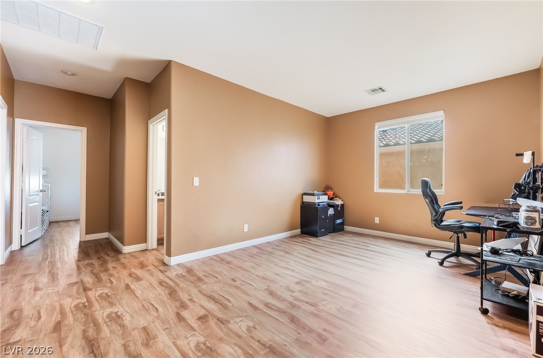 5057 Caprock Canyon Avenue Property Photo 9