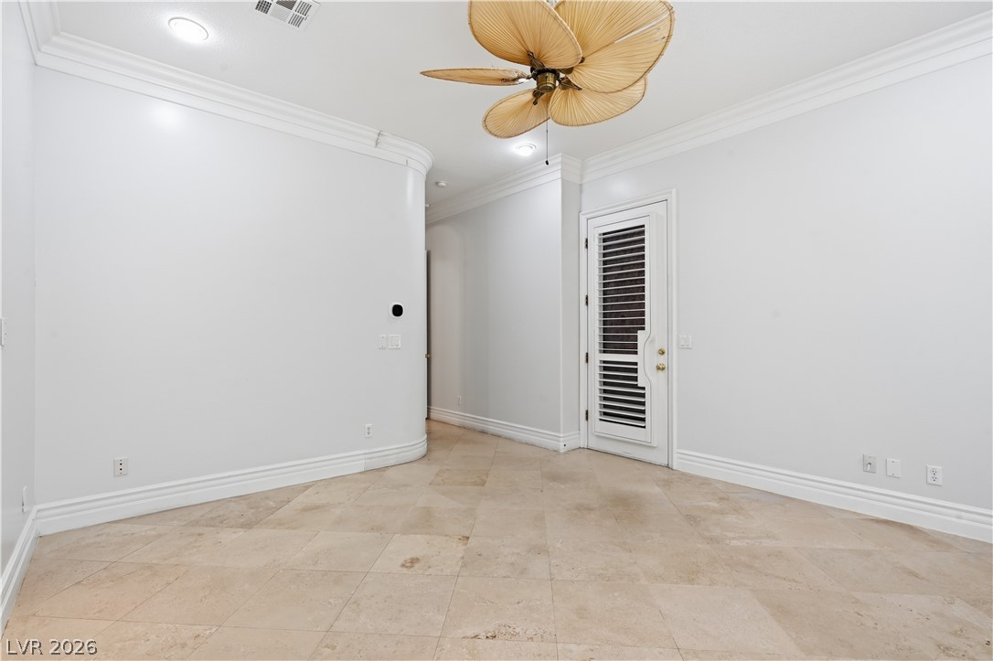 3283 Squire Street Property Photo 16