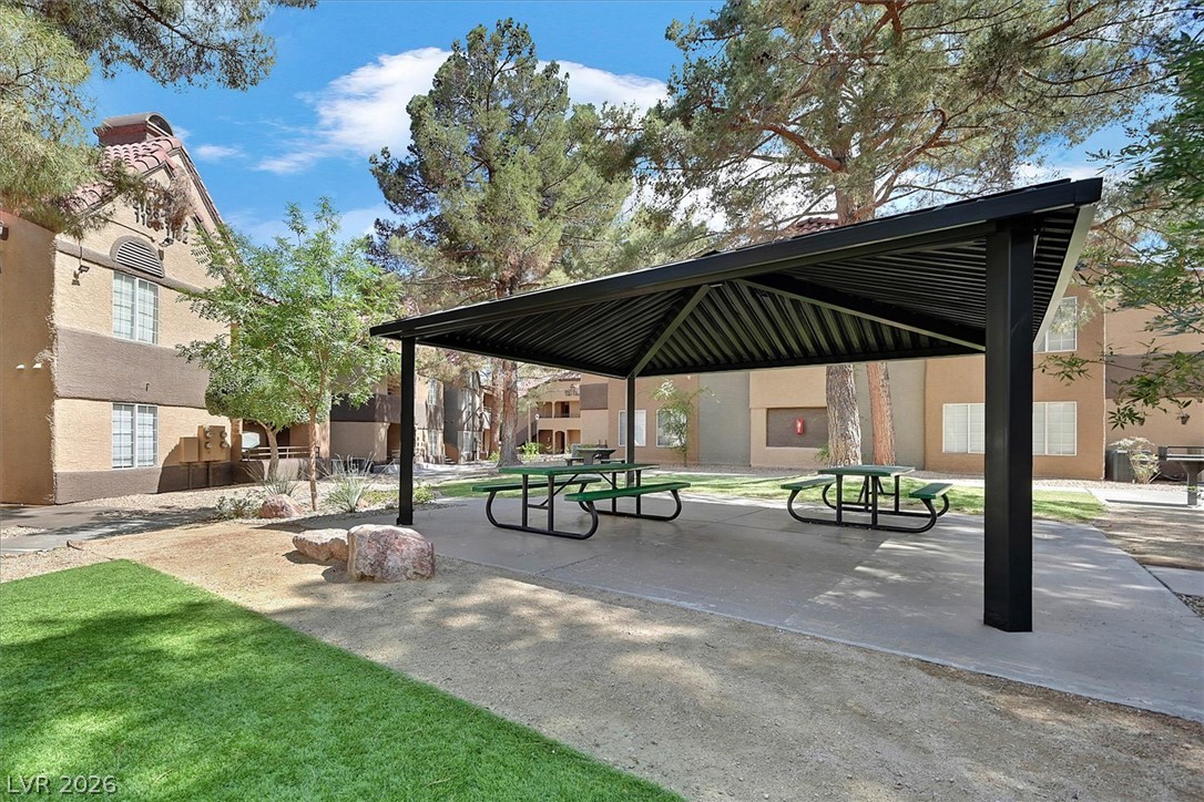 2200 South Fort Apache Road 2155 Property Photo 20