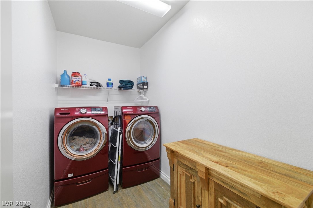 4225 Buteo Lane Property Photo 8