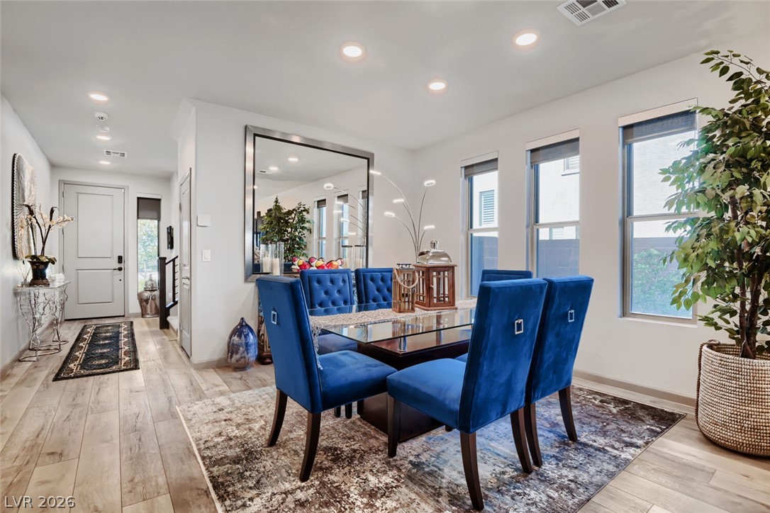 356 Coastal Fog Avenue Property Photo 8