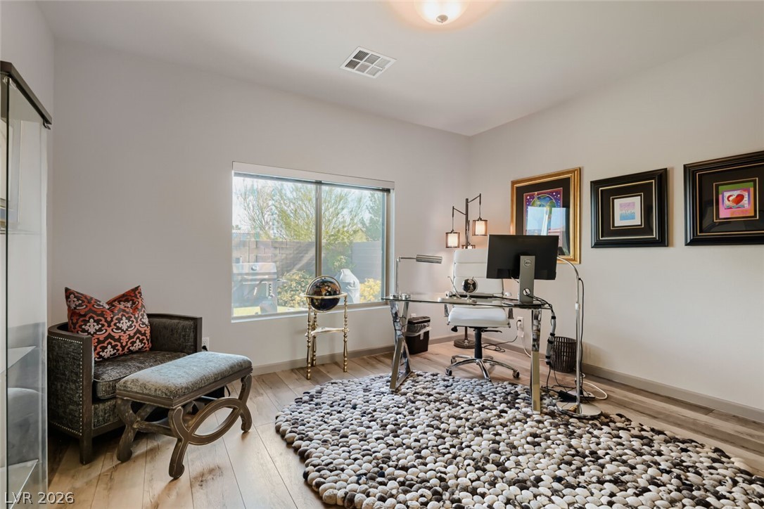 356 Coastal Fog Avenue Property Photo 9