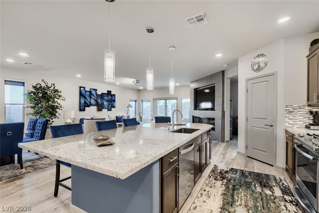 356 Coastal Fog Avenue Property Photo 12
