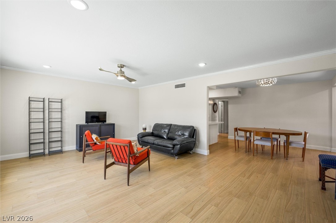 3779 Territory Street Property Photo 6