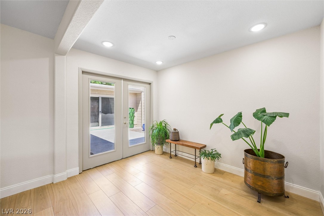 3779 Territory Street Property Photo 10