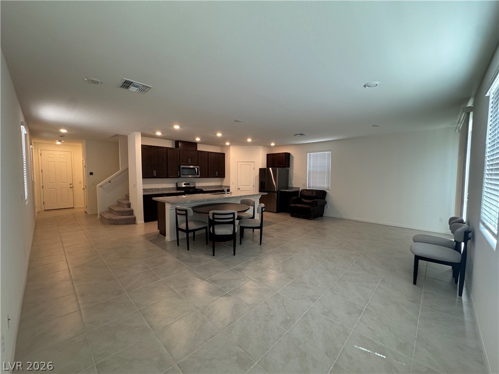 7055 Cottage Vista Avenue Property Photo 4