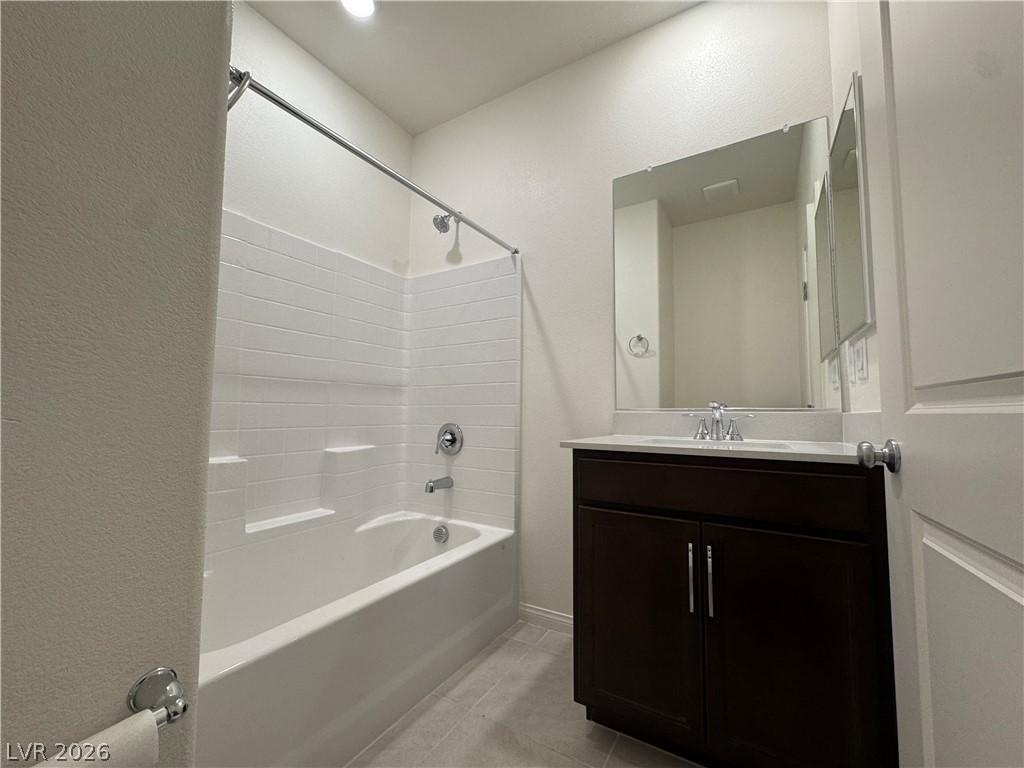 7055 Cottage Vista Avenue Property Photo 7