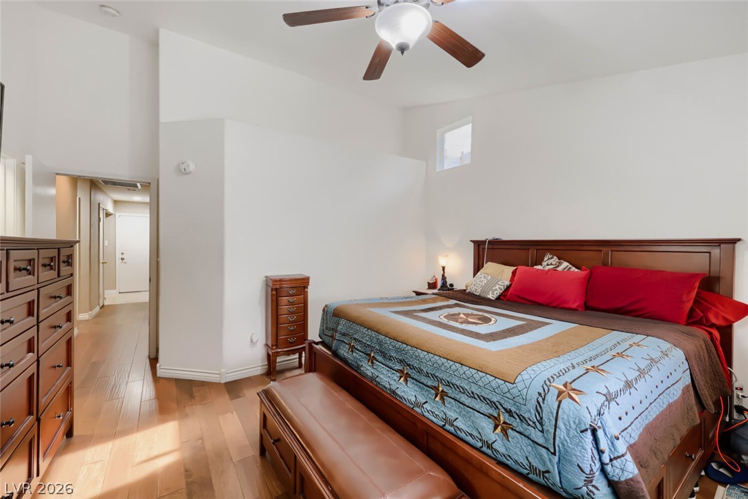 2402 White Sails Court Property Photo 38