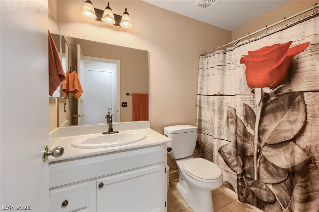 2402 White Sails Court Property Photo 43