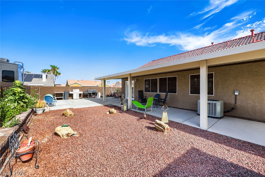 2402 White Sails Court Property Photo 50