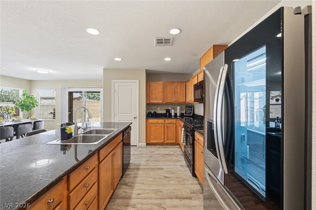 7852 Hamilton Pool Drive Property Photo 6