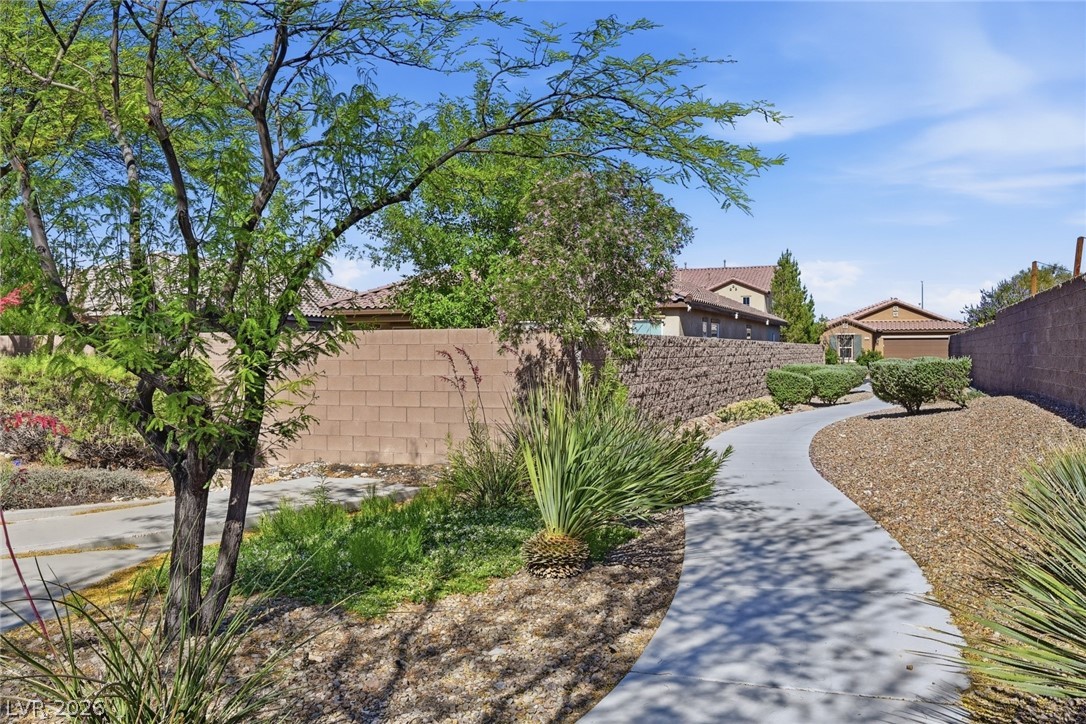 7852 Hamilton Pool Drive Property Photo 45