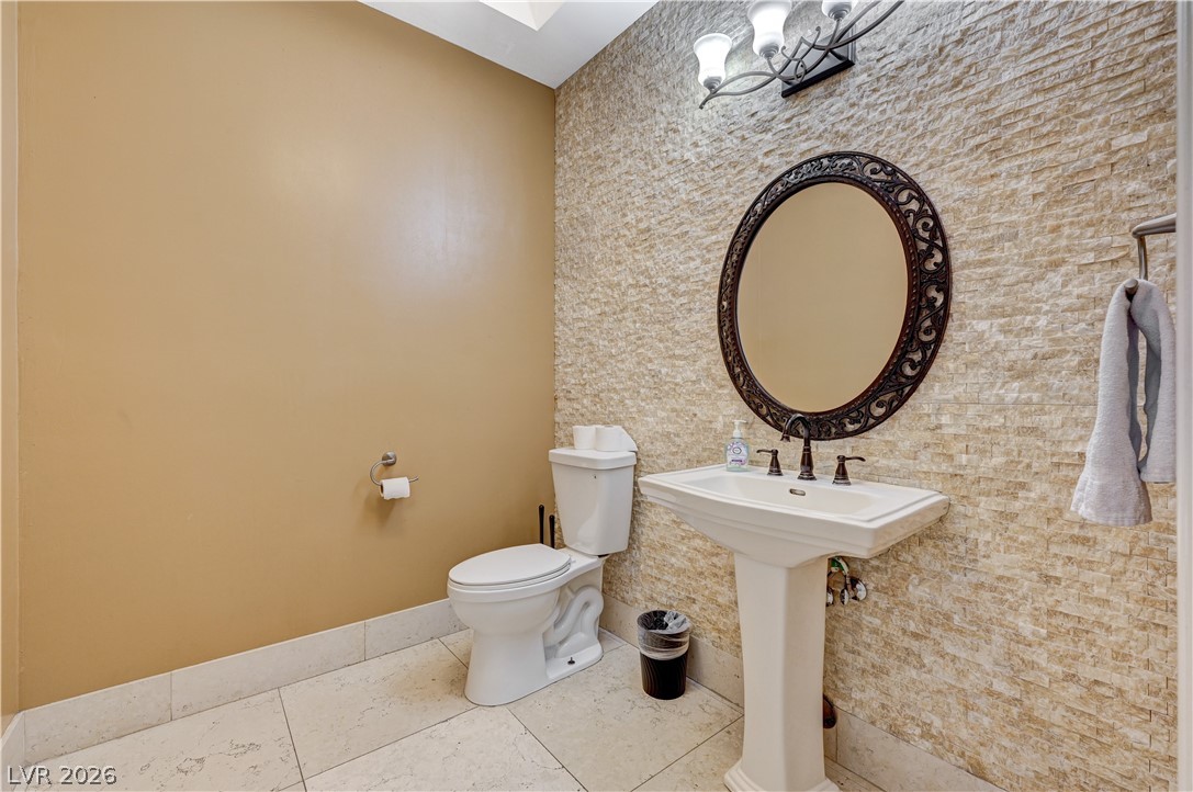 6160 El Camino Road Property Photo 25
