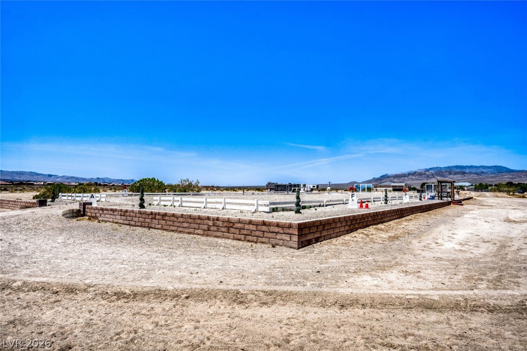 2 Acres Guy & Torrey Pines Property Photo 15