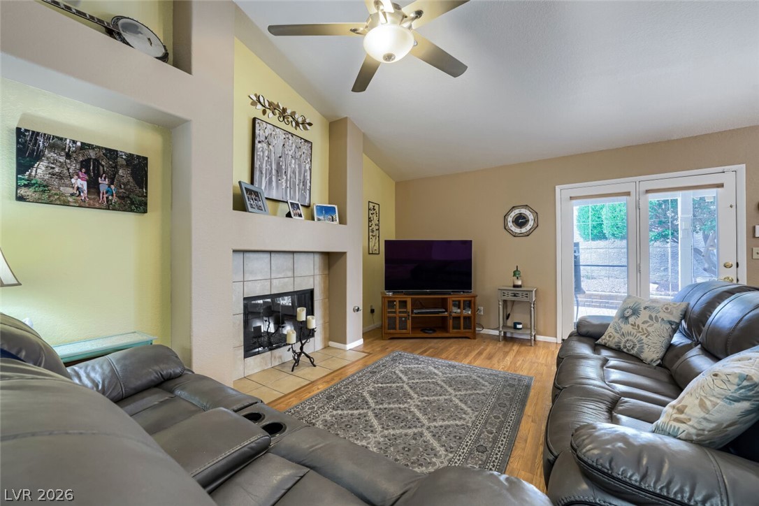 9536 Cliff View Way Property Photo 16