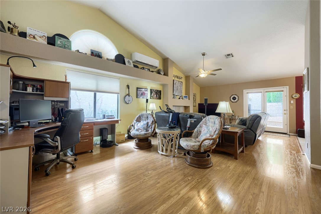 9536 Cliff View Way Property Photo 18