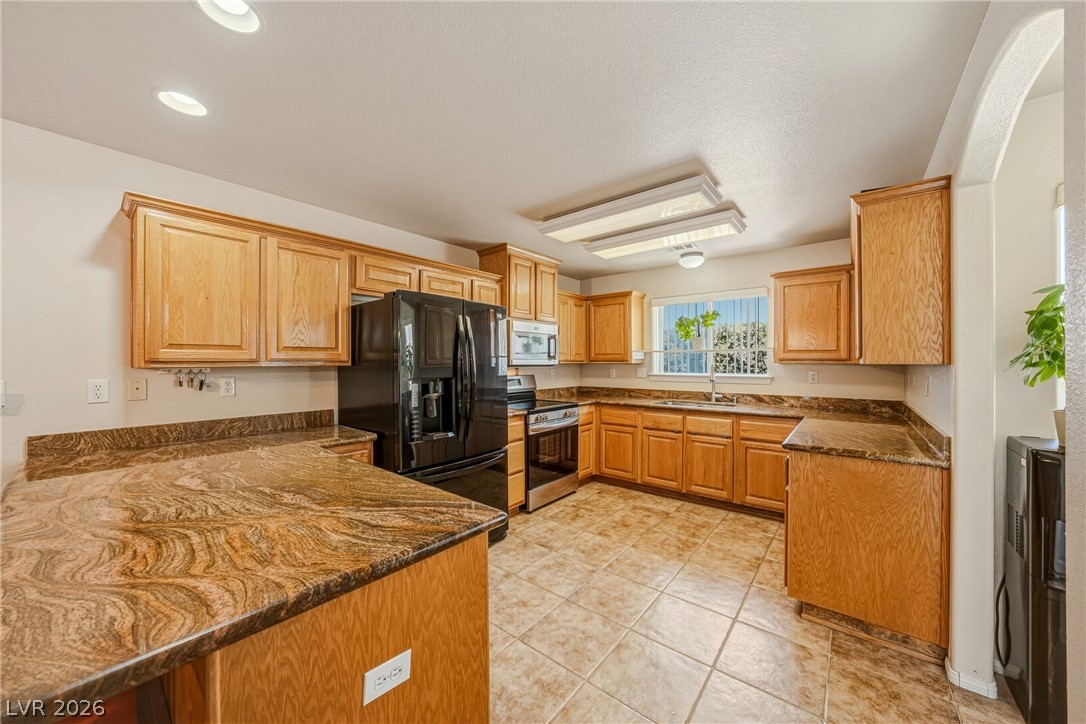 5860 Santovito Street Property Photo 6